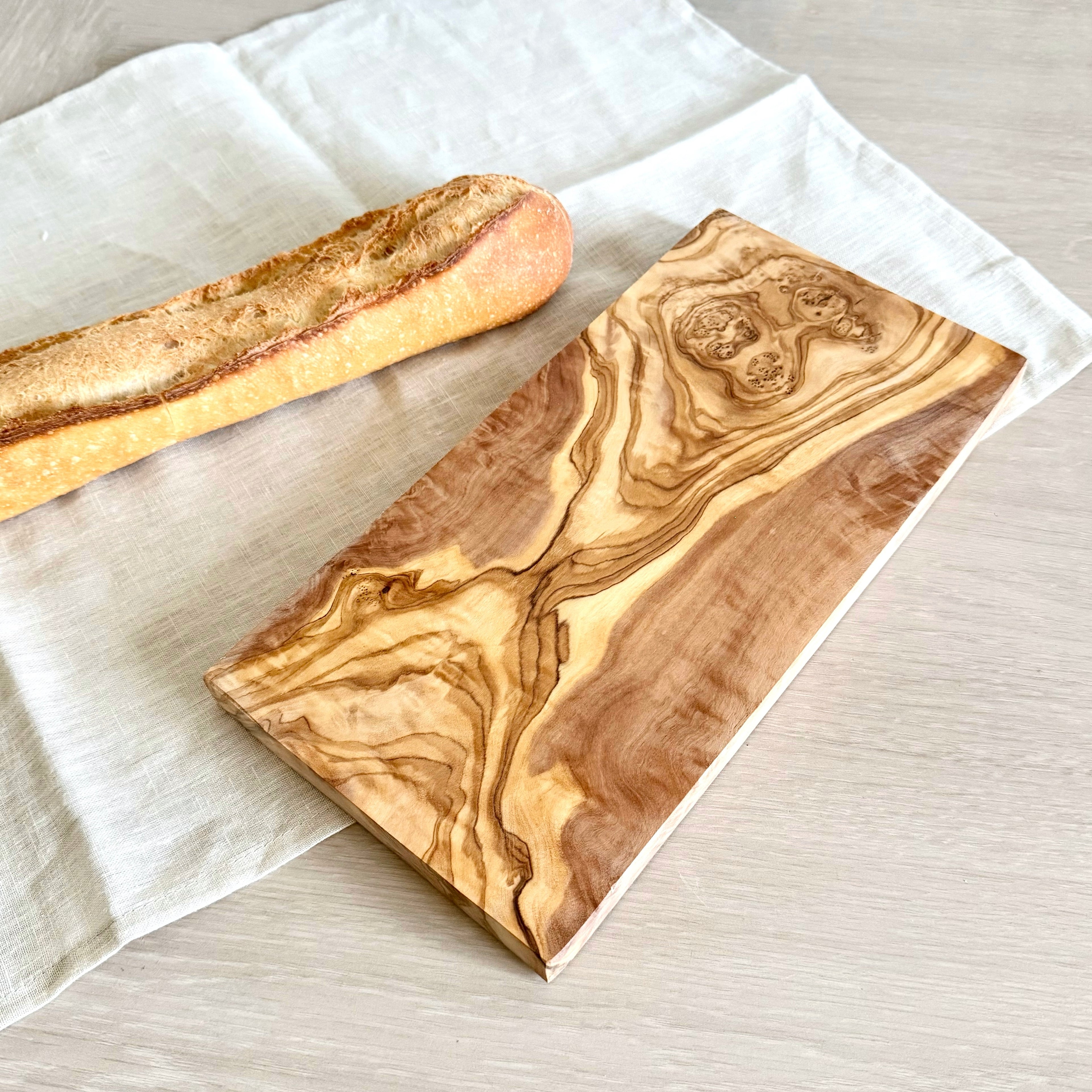 Planche à découper rectangle - Bois d'olivier 100% naturel