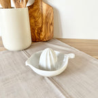 Presse-agrume "Eden" - Grès fin