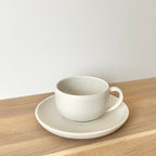 Tasse avec soucoupe "Omi" Noir - Grès fin