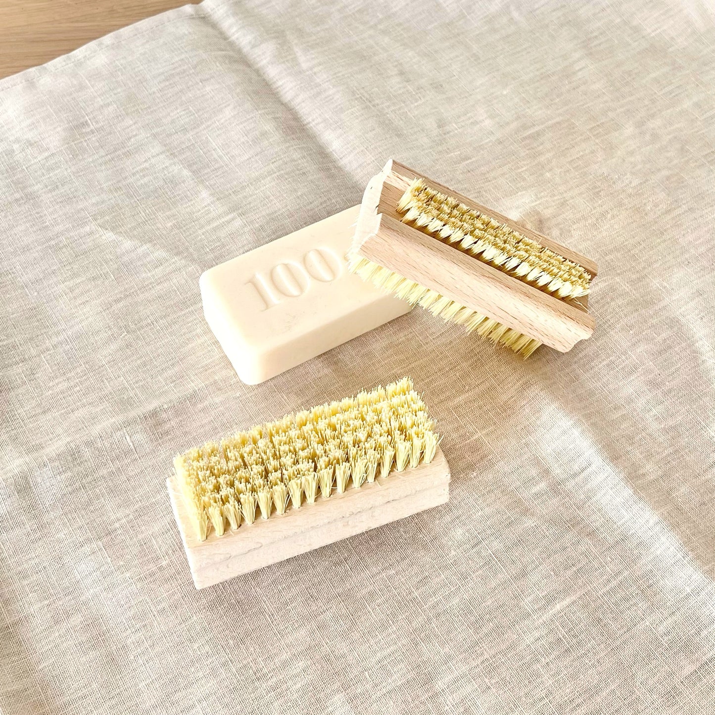 Brosse à ongles - Bois de hêtre et fibres naturelles
