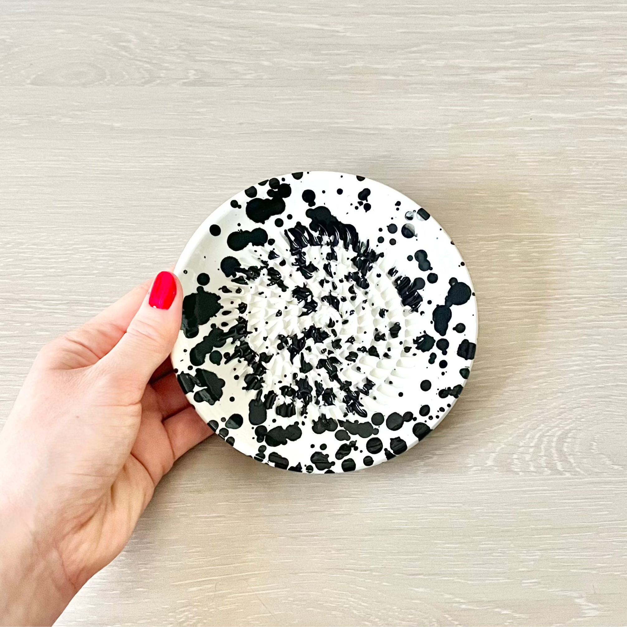 Assiette râpe "Caly" Bleu - Céramique