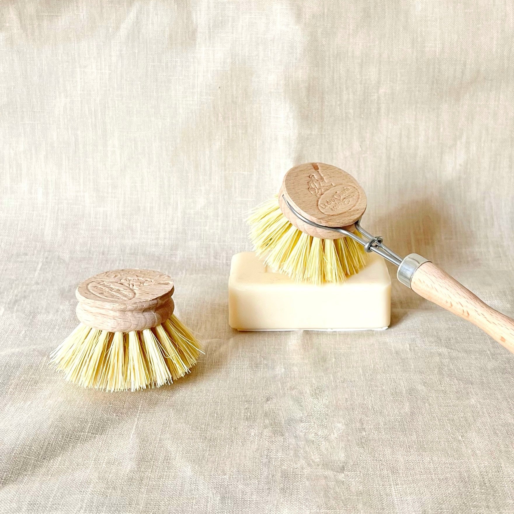 Brosse vaisselle rechargeable - Bois de hêtre et fibres naturelles