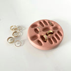 Support à bagues "Lulu" Sable - Résine acrylique